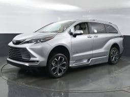 2025 Toyota Sienna Hybrid Platinum  |  BraunAbility XT Fold Out Wheelchair Accessible Conversion full